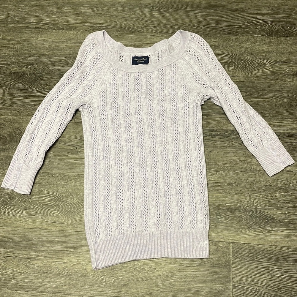 American Eagle sweater